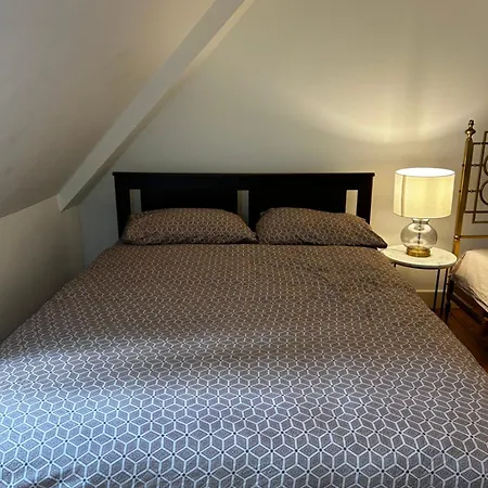 Ma Zentrum Stadthaus 6 Hostal